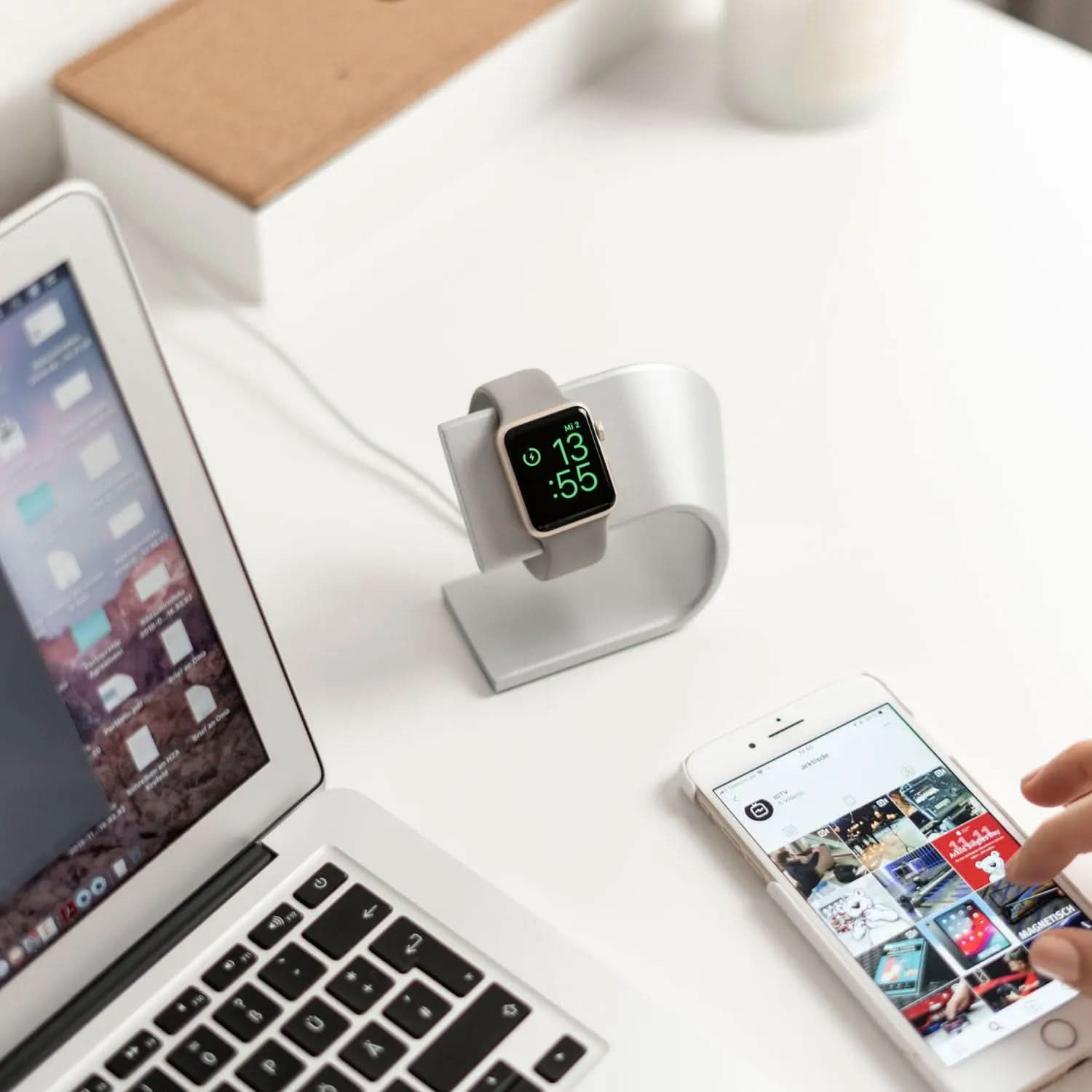 MillesTECband Aluminium Apple Watch Ständer