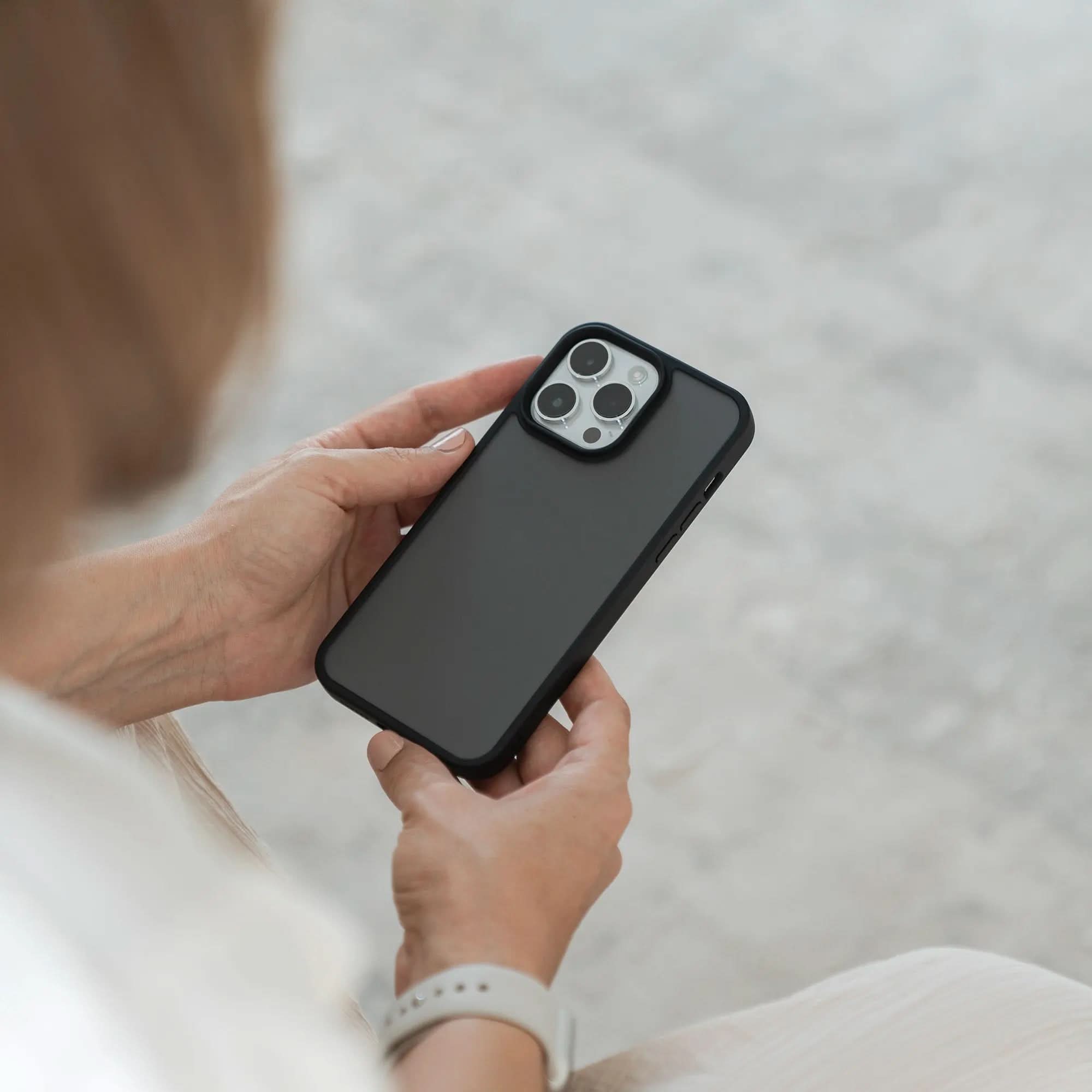 arktis iPhone 16 Solid Case Arktis