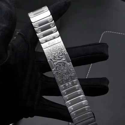 SteelCrest™ – Luxus Edelstahl-Armband mit Gravur für Apple Watch (Ultra 2, Series 4–9, SE)