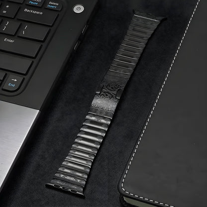 SteelCrest™ – Luxus Edelstahl-Armband mit Gravur für Apple Watch (Ultra 2, Series 4–9, SE)