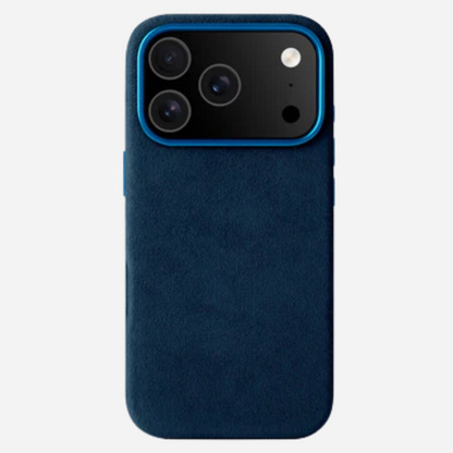 Luxuriöse iPhone 17 Pro Max Hülle aus Alcantara® in Blau – samtige Wildleder-Optik