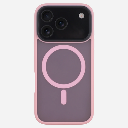Rückseite des iPhone 17 Pro Max im Bandkult Solid Case (pink) – großes Kameramodul mit Schutzrahmen.